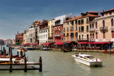Grand Canal in Venice (Artur Staszewski)  [flickr.com]  CC BY-SA 
Infos zur Lizenz unter 'Bildquellennachweis'